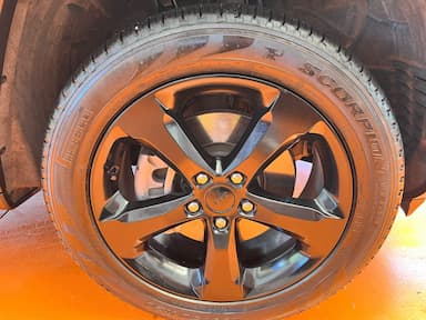 thum car