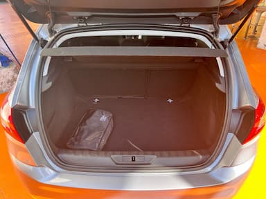 thum car