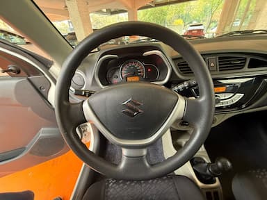 thum car
