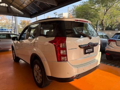 thum car