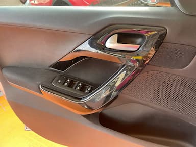 thum car