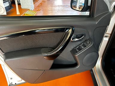 thum car